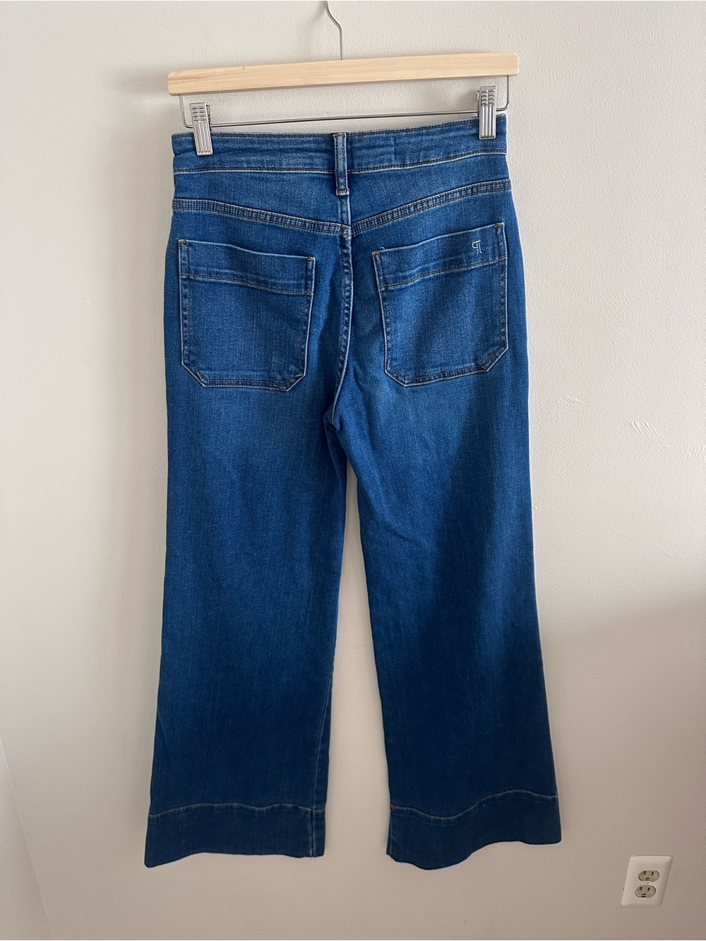 Rylan relaxed high rise Flare Jeans by Pilcro Anthropologie size 26 - Picture 9 of 14